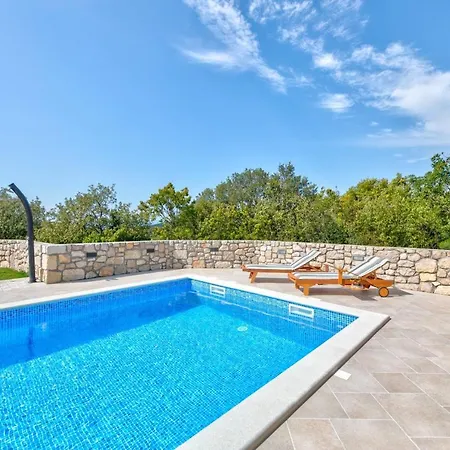 Jopa بيت للعطل