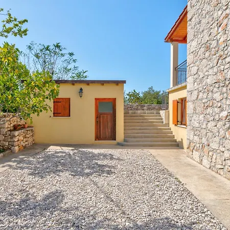 بيت للعطل Jopa Barci