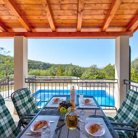 Jopa بيت للعطل